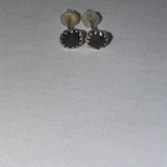 5 Mm Star Black Cz And Sterling Post Earrings - Picture 8 of 12